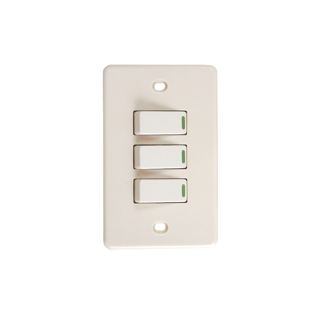 Switch triple empotrable 10a-125v aguila 2360